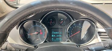 chevrolet qiymetleri: Chevrolet Cruze: 1.4 l | 2011 il | 289386 km Sedan