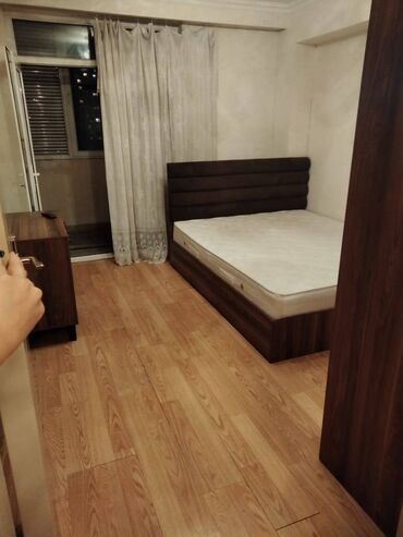 Uzunmüddətli kirayə mənzillər: Mənzil kirayə verilir. 2 otaq 9.5 mər. 55 kv. Seherin merkezinde — 8