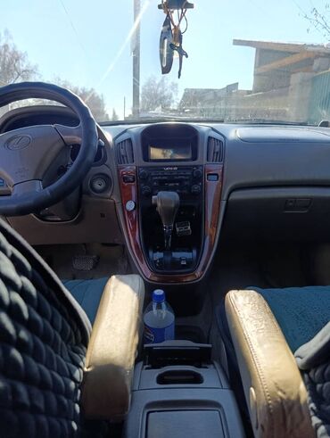 Lexus: Lexus RX: 1999 г., 3 л, Автомат, Бензин, Кроссовер — 5