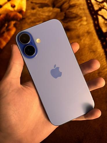 IPhone 16, Б/у, 128 ГБ, Голубой, Защитное стекло, Коробка, 91 %