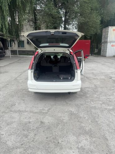 runx alex: Honda Stream: 2001 г., 2 л, Автоматические, Бензин, Минивэн