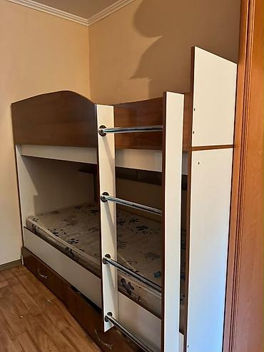 bunk bed: Двухъярусная кровать с матрасами и ящиками для хранения. 
 Миниторг 🤝 — 3