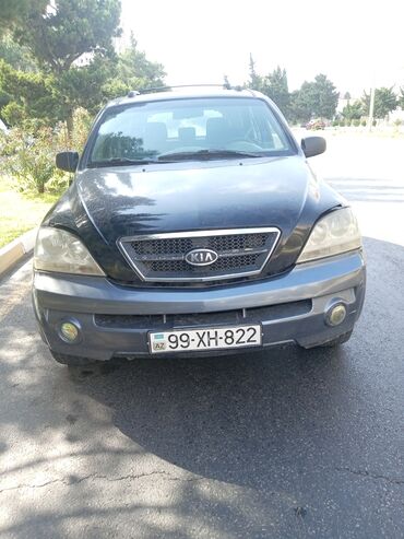 авто купить бу: Bu, dörd qapılı, qara rəngli Kia Sorento yolsuzluq maşınıdır