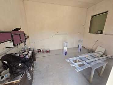 Sex, zavod və fabriklər: Mebel Sexi ( Taxta Sexi ) Arendaya (İcarəyə) Verilir. 110kv. Hündürlük — 12