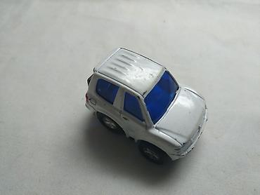 Autići: Autici plasticni,cena za kom — 13