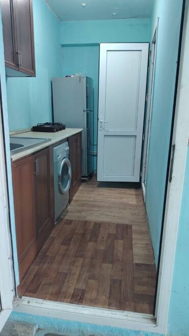 Uzunmüddətli kirayə mənzillər: Inşaatçilar m/s 5-6 deq piyada mesafede heyet evine 3 nefer -da lalafo.az — 4 Uzunmüddətli kirayə mənzillər: Inşaatçilar m/s 5-6 deq piyada mesafede heyet evine 3 nefer — 4