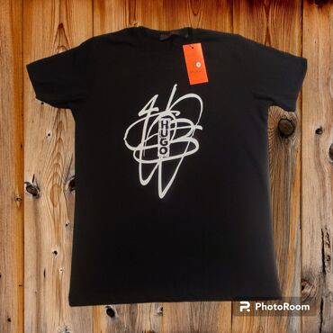 Majice: Muška majica Regular fit Materijal pamuk sa elastinom Veličine na na lalafo.rs — 16 Majice: Muška majica Regular fit Materijal pamuk sa elastinom Veličine na — 16