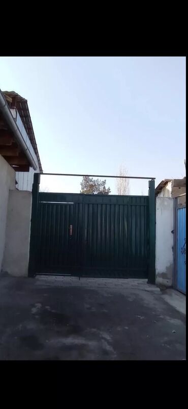 дома на иссык куле: 65 кв. м, 3 бөлмө, Унаа токтотуучу жай, Сарай, Забор, тосулган