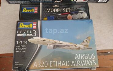 Digər kolleksiyalar: Склеиваемая модель самолета "Revell Airbus A320 Etihad Airways"