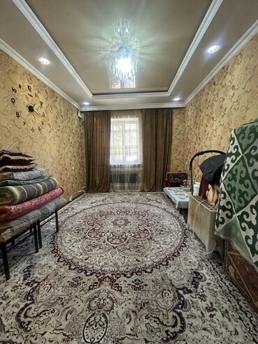 сдается квартира 6 микрорайон: 3 бөлмө, 46 кв. м, Жатакана жана мейманкана түрүндө, 2 кабат, Евроремонт