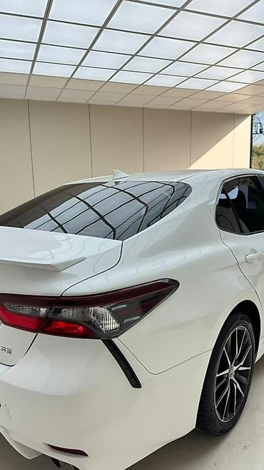 Toyota: Toyota Camry: 2021 г., 2.5 л, Автомат, Бензин, Седан — 10