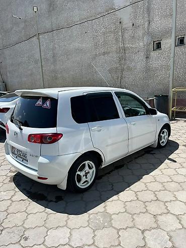 jac m3: Mazda Demio: 2004 г., 1.3 л, Бензин, Хэтчбэк — 3