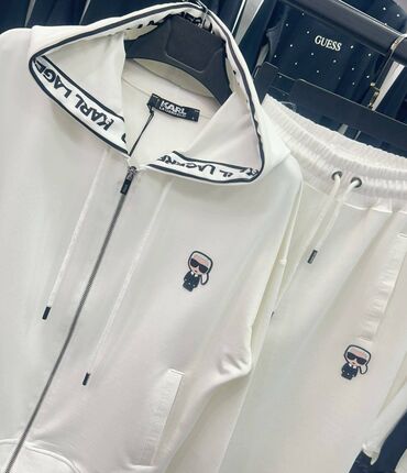 Gornji i donji deo: Original model
s, m, l, xl, 2xl
8500 — 10