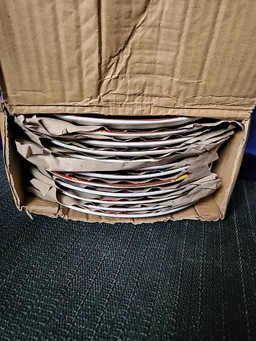 Kuhinjski setovi: Tanjiri novi Birra Moretti porcelanski. Tanjiri porcelanski Birra — 2