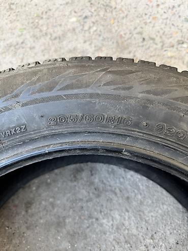 114 3: Шины 205 / 60 / R 16, Зима, Б/у, 1 шт, Легковые, Япония, Bridgestone — 3