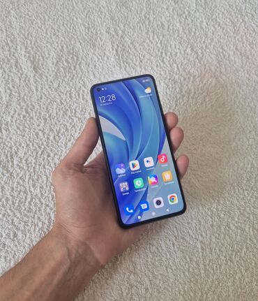 SIM-карты: Xiaomi Mi 11 Lite, 128 ГБ