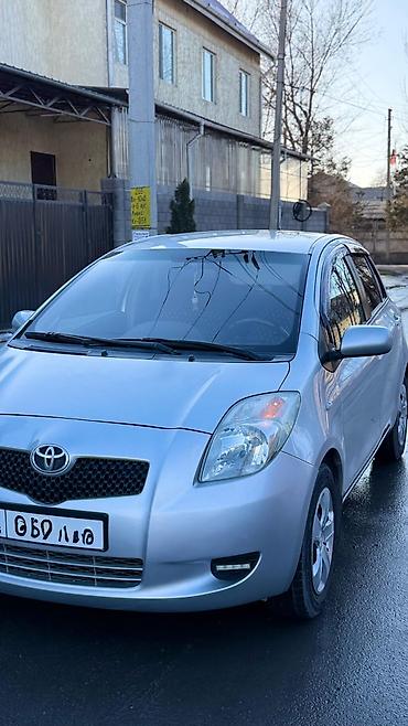 Toyota: Toyota Yaris: 2007 г., 1.3 л, Робот, Бензин, Хэтчбэк — 4