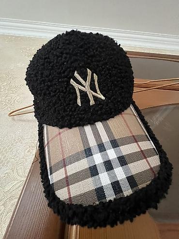 кепка: Qışlıq papaq-kepka - Rəng: qara - Material: yumşaq boucle/tüklü parça — 2