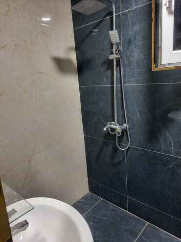 Uzunmüddətli kirayə mənzillər: 7 otaqlı mənzil – geniş və işıqlı Xüsusiyyətlər: - Planlaşdırma: uzun -da lalafo.az — 7 Uzunmüddətli kirayə mənzillər: 7 otaqlı mənzil – geniş və işıqlı Xüsusiyyətlər: - Planlaşdırma: uzun — 7