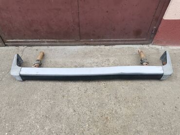 Auto delovi: Zadnji branik Lada 2121,21213,21214 Niva br.3. Polovnan, ocuvan — 2