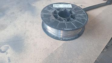 Сварочная проаолока с флюсом для сваоки полуавтоматом без газа, 1мм at lalafo.kg Сварочная проаолока с флюсом для сваоки полуавтоматом без газа, 1мм