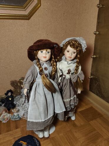 Figure: Set figura, bоја - Šareno, Upotrebljenо — 22