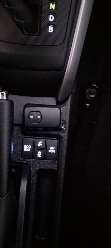 Toyota: Toyota Corolla: 1.5 l | 2020 il Universal — 13