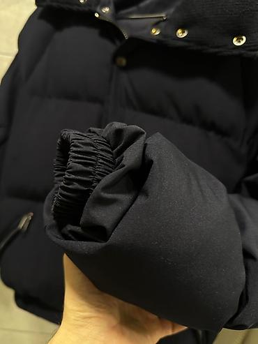 куртка zara: Su keçirməz və isti balonka tipli original Zara kurtkasıdır. 3-4dəfə — 7
