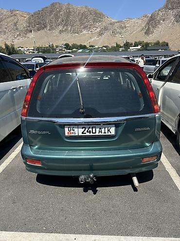 водный катер: Honda Stream: 2001 г., 1.7 л, Механика, Бензин, Минивэн — 4