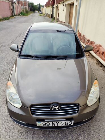 Hyundai: Hyundai Accent: 1.5 l | 2008 il Sedan — 15