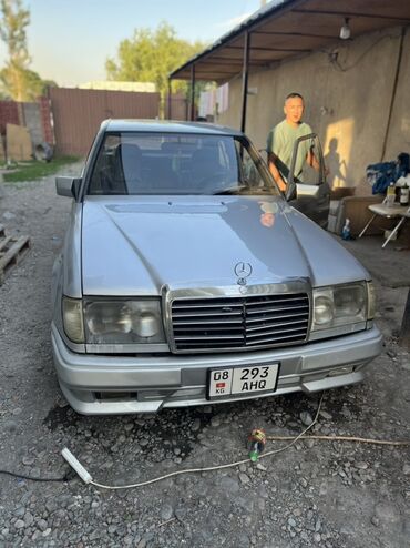 шевроле авто: Mercedes-Benz 220: 1989 г., 2 л, Механика, Бензин, Седан