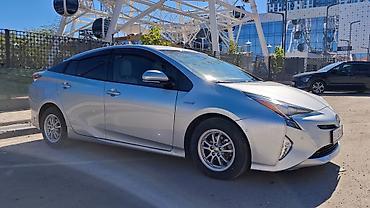 тойота привия: Toyota Prius: 2017 г., 1.8 л, Вариатор, Гибрид, Хэтчбэк — 2