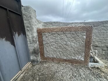 Köhnə tikili: Satılır: Mənzil (şəkillərdə göstərilən) - Plan: 2 otağa çevrilə — 23