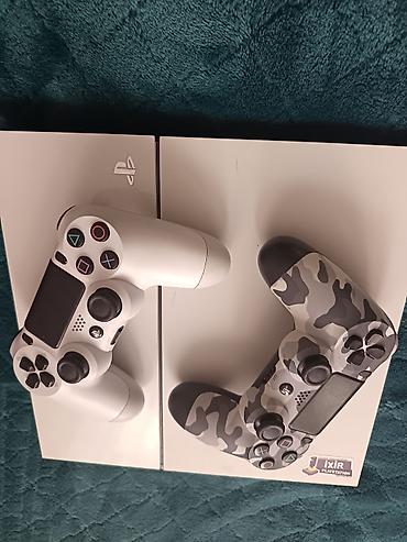 ophone 4: Sony PlayStation 4 (ağ rəng) – CUH-1106A model Xüsusiyyətlər: - Rəng — 1