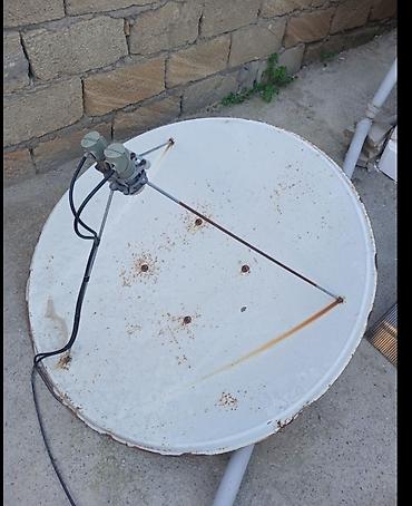 motorolla star tac: Peyk antenası komplekti - Dairəvi metal parabola (təxminən 90–100 sm — 1