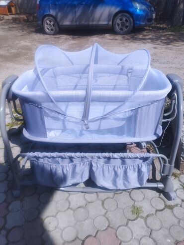 детское кресло для новорожденных: Коляска, Б/у