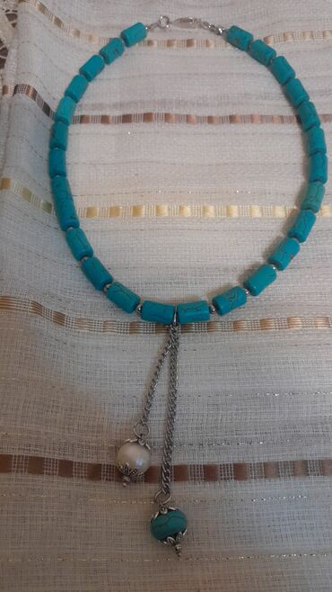 Bijuteriya dəstləri: Türkuz daşlardan hazırlanmış zərgərlik dəsti - Dəst tərkibi: 1 ədəd — 5