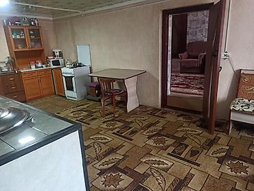 Продажа коттеджей и домов: В с.Теплоключенко продается большой благоустроенный дом.Имеются все — 12