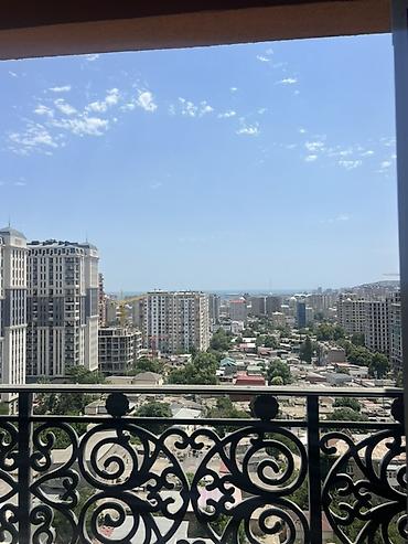 kredıtle evler: 4 otaqlı, Yeni tikili, 198 kv. m — 3