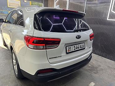 Транспорт: Kia Sorento: 2016 г., 2 л, Дизель, Кроссовер — 10