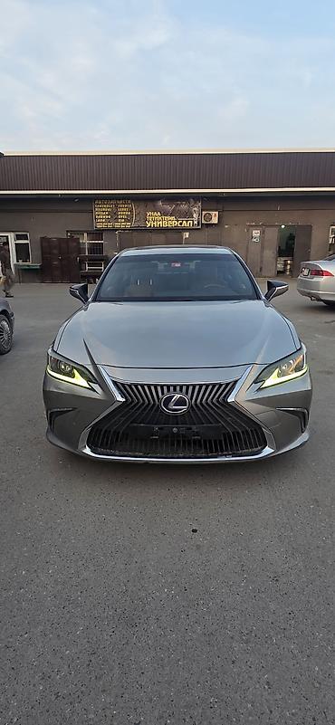 Lexus: Lexus ES: 2019 г., Гибрид, Седан — 1