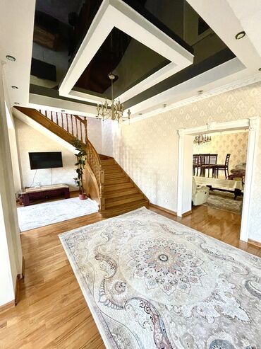 купить двухэтажный дом: Дом, 280 м², 6 комнат, Агентство недвижимости, Евроремонт