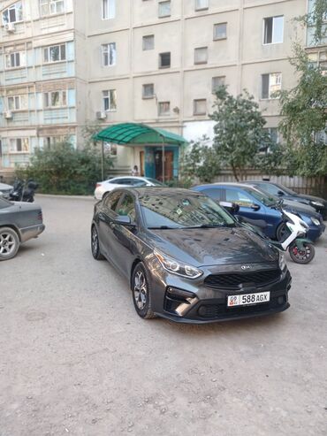 передвижные дома: Kia Forte: 2020 г., 2 л, Типтроник, Бензин, Седан