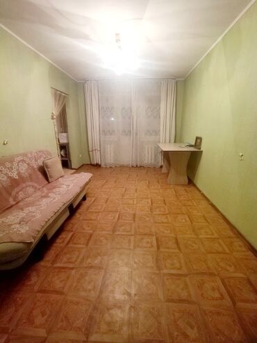 продаю квартиру в токмаке: 2 бөлмө, 45 кв. м, 104-серия, 3 кабат, Эски ремонт