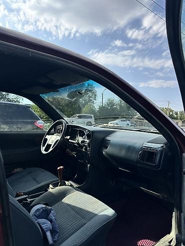 Volkswagen: Volkswagen Passat Variant: 1989 г., 1.8 л, Механика, Бензин, Универсал — 4