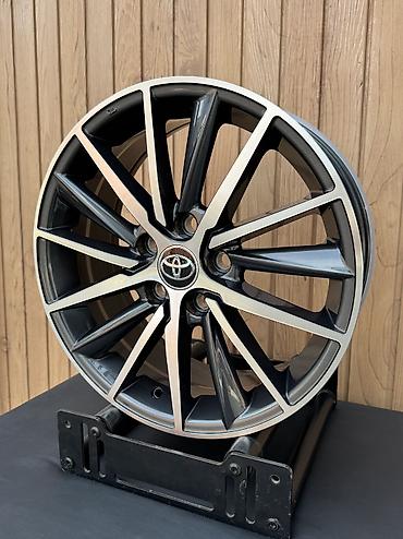 авто вит: Литые Диски R 17 Toyota, Комплект, отверстий - 5, Новый — 2