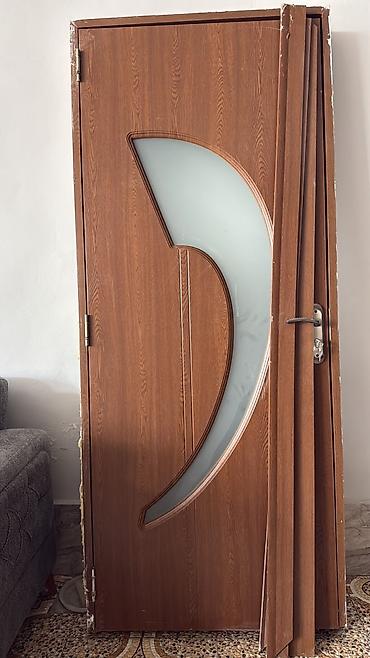 plasdik qapi: Çərçivəli Avropa qapısı 
90 × 2,05 ölçü
standart. Nil — 1
