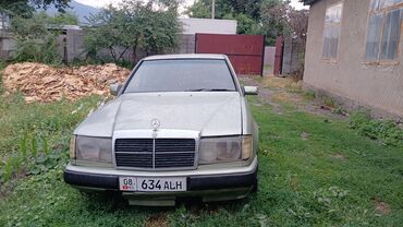 машина в кридит: Mercedes-Benz W124: 1987 г., 2.3 л, Механика, Бензин, Седан