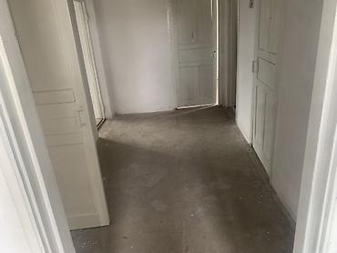 Продажа коттеджей и домов: Продаётся небольшой дом с участком в частном секторе. - Участок за — 6