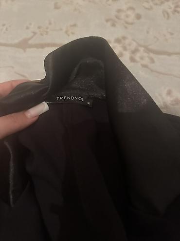 elbiseler: Trendyol qadın geyimi – qara rəngli mini paltar - Brend: Trendyol - — 3